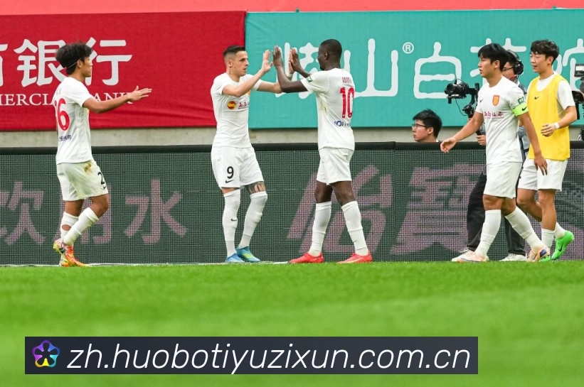 阿特金森米切尔哈登天赋卓越但防守不足难走远季后赛关键在此成长观察-深度解析 阿特金森米切尔哈登天赋卓越但防守不足难走远季后赛关键在此成长观察-深度解析